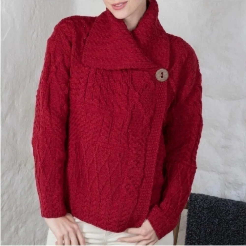 Aran Red Wool Cardigan Irish Patchwork Wrap Button Collar Merino XL - Picture 3 of 16
